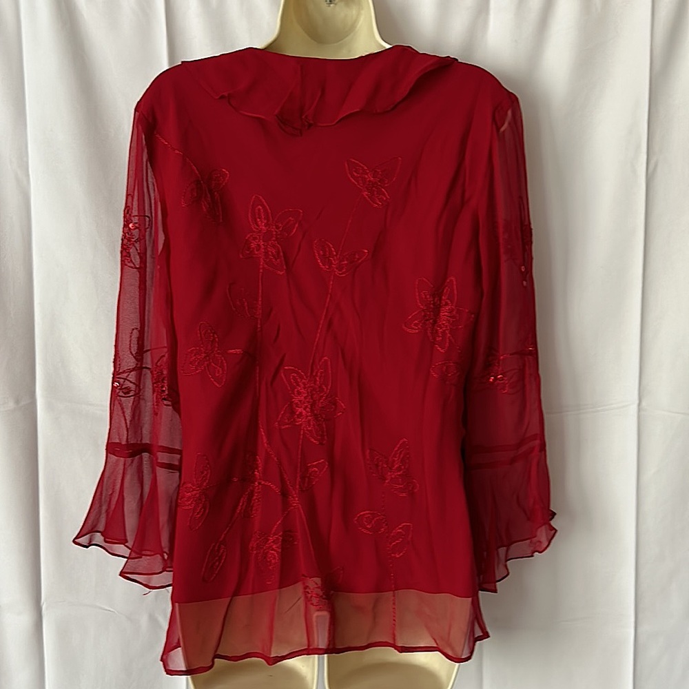 Silkland Gorgeous 💯% Silk Flutter Sleeves Red Sequin Shirt Top **Size L** 🔥🔥 - Picture 2 of 6